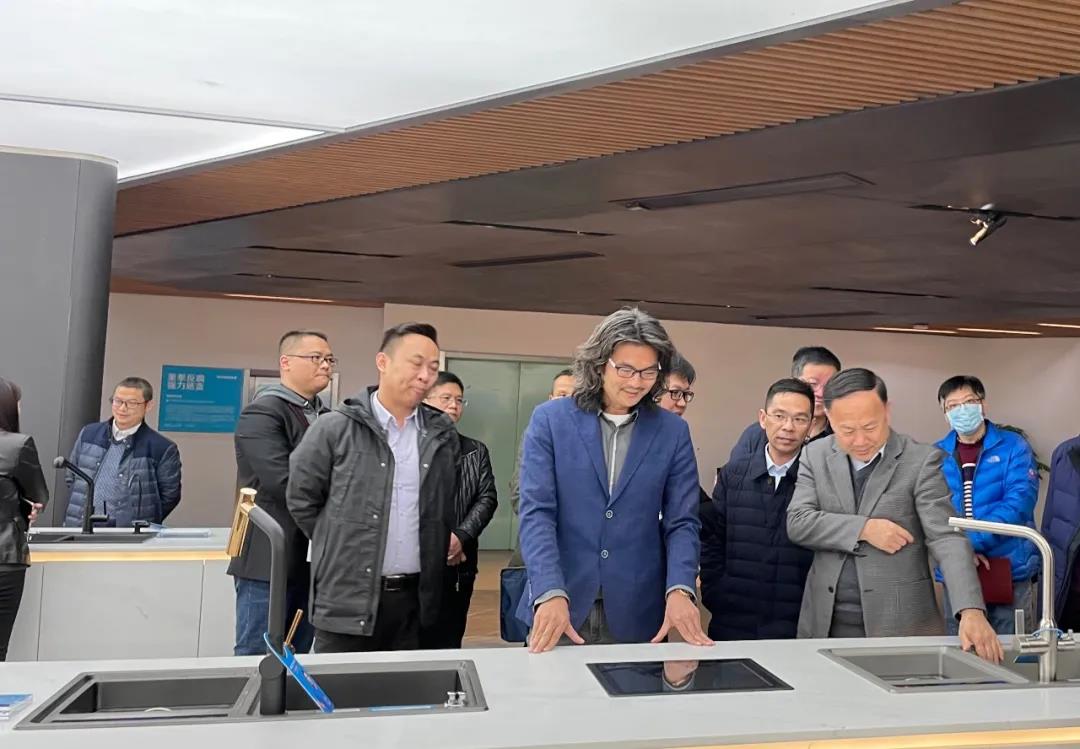 赋能企业发展丨佛山副市长赵海等领导莅临星空体育调研指导