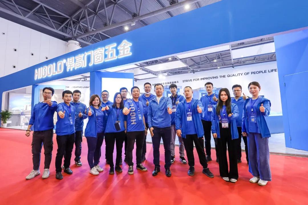 星空体育门窗五金登陆成都建博会，原创设计引爆西部第一展