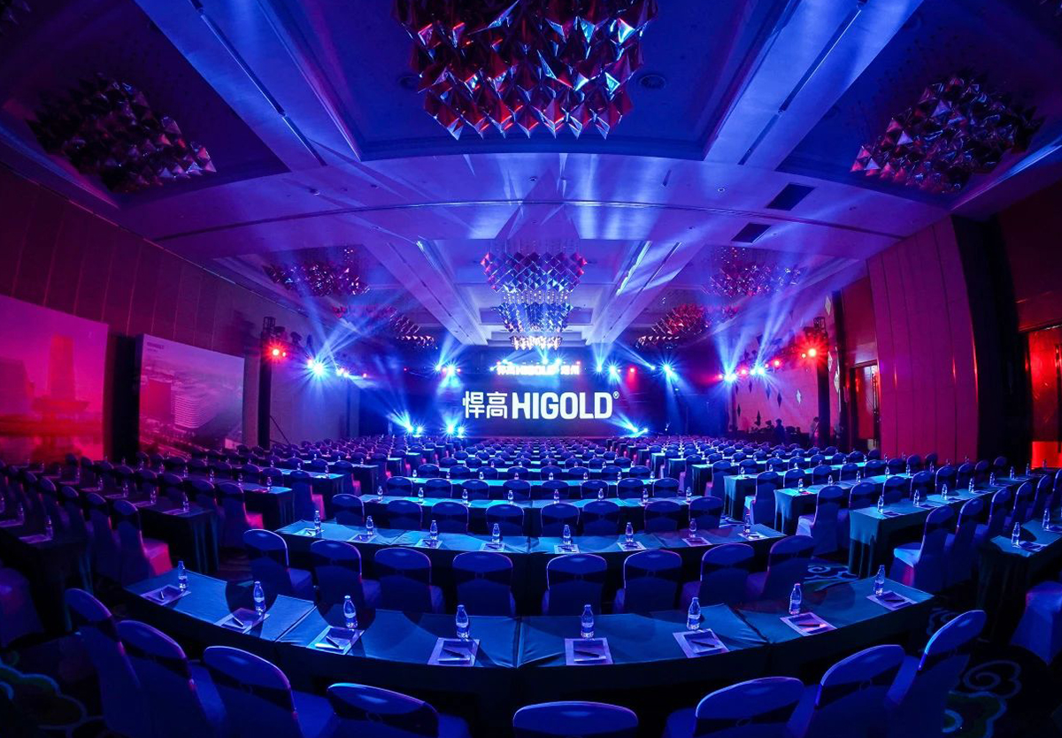 马不停蹄，星空体育新品巡回发布湖州站，暨旗舰店盛大开业！