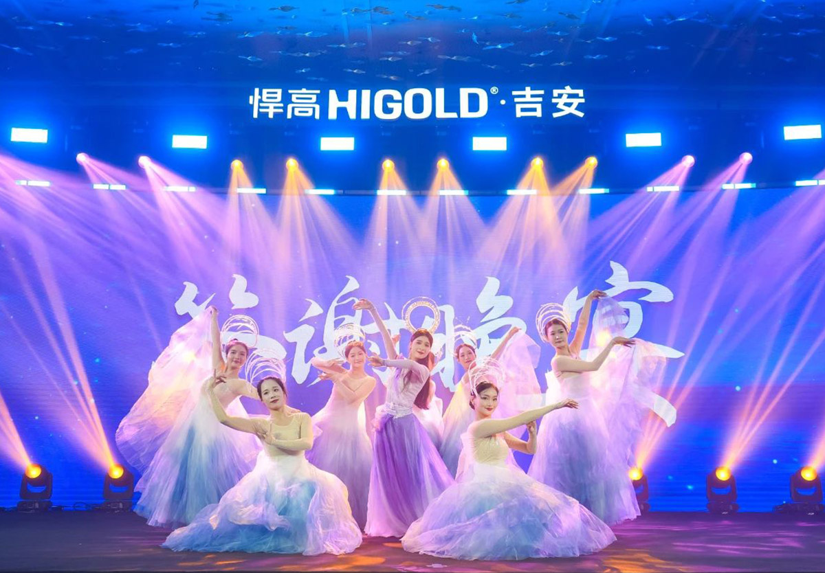 井冈星火，炽热生辉！星空体育新品发布会燎燃吉安，体验店隆重开业