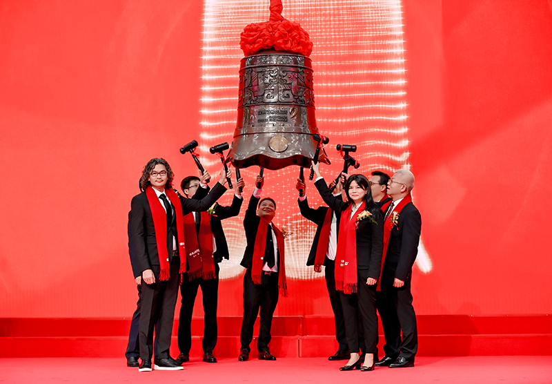 星空体育首次公开发行A股，正式登陆深主板，股票代码：001221